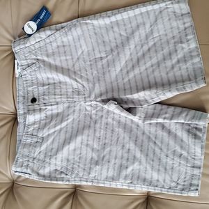 NWT Boys 18 Husky Shorts